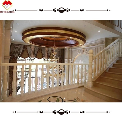 Dimensioni standard o personalizzate Baluster per scale in marmo bianco Onyx alabastro per case di lusso