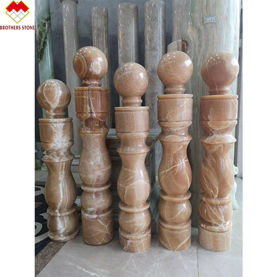 Elegante baluster in pietra marmorea di onice bianco per la decorazione delle scale in Nord America e in America Latina
