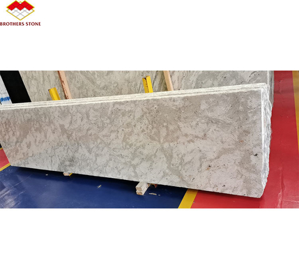 Slab lucidato in granito bianco di alta qualità per progetti residenziali