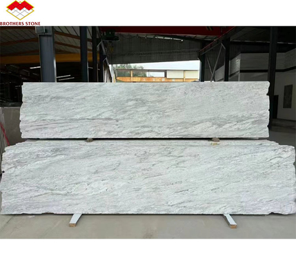 Slab lucidato in granito bianco di alta qualità per progetti residenziali