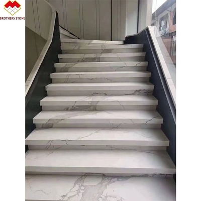 2800*600mm 1200*3600mm Dimensioni standard Piastrelle per pavimenti per scale Materiale da costruzione