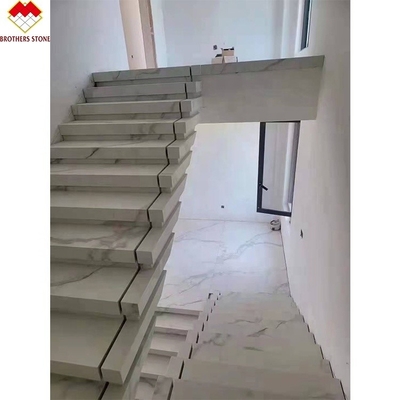 2800*600mm 1200*3600mm Dimensioni standard Piastrelle per pavimenti per scale Materiale da costruzione