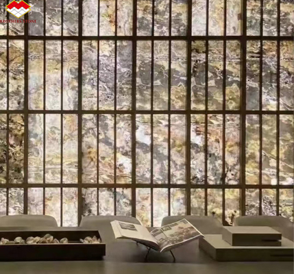 Pietra traslucida e flessibile