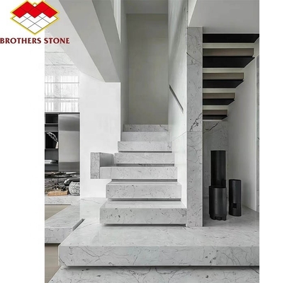 Moderne scale in marmo bianco lucidato piastrelle tagliate a misura pietra naturale per l'arredamento