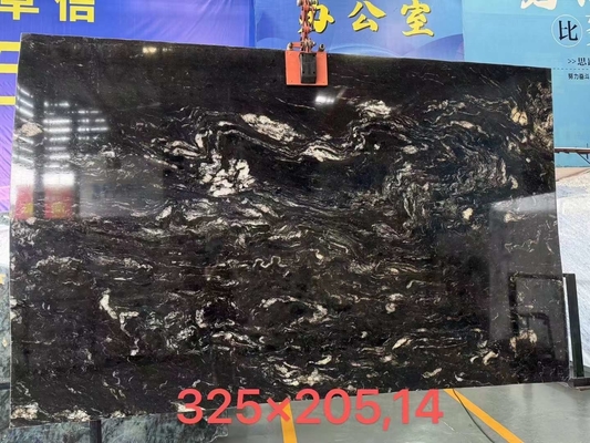 La lastra di granito cosmico nero Gucci lucidato dal Brasile per cucina e bagno moderni