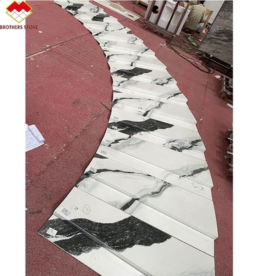 Disegno di scale per interni di lavanderia di grado personalizzato Panda Marmo bianco look piastrelle di porcellana