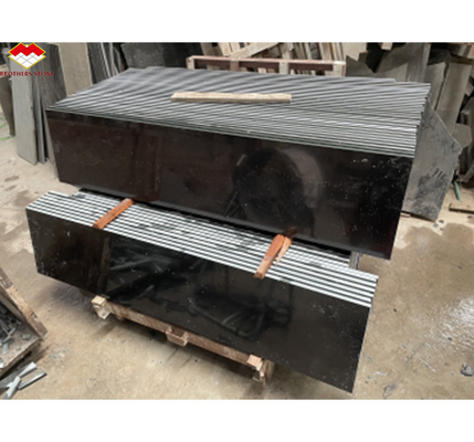 Colore nero puro Granito lastra superficiale lucidata Finitura Grandi lastra forma