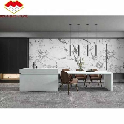 Tipo di marmo in lastra di onice bianco per il piano da cucina di lusso e il design delle pareti da Yunfu
