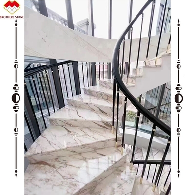 Moderna scala interna personalizzata in marmo a getto d'acqua Arco di design per interni di casa
