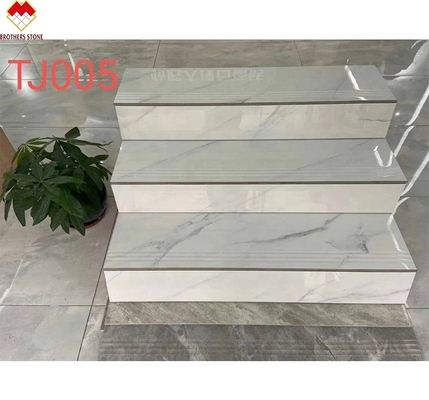 Piastrelle di pavimento in ceramica lucidata e vetrata Prezzi economici Piastrelle di scala in porcellana di corpo intero 1200*470mm in Cina
