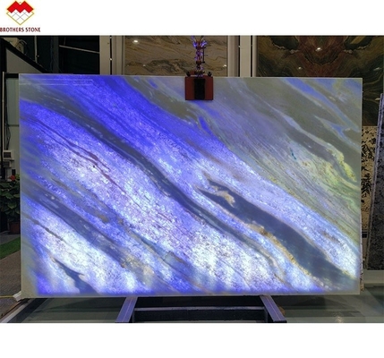 Migliora la tua cucina e il tuo bagno con la pietra di quarzo blu chiaro lucido proveniente dal Brasile