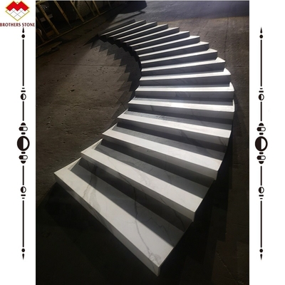 Scale anti-slip scanalatore Calacatta Modelli Scale di pietra sinterizzata con illuminazione led