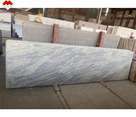 Pietra di granito bianco di Kashmir lucidata In India