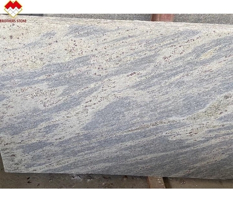 Pietra di granito bianco di Kashmir lucidata In India