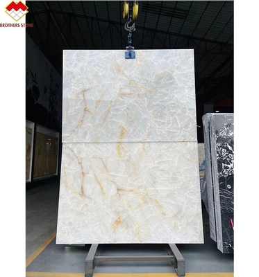 FOB Fragmentazione di ghiaccio trasparente Bianco Onyx Marmo LED retroilluminato Slab per parete di fondo di villa