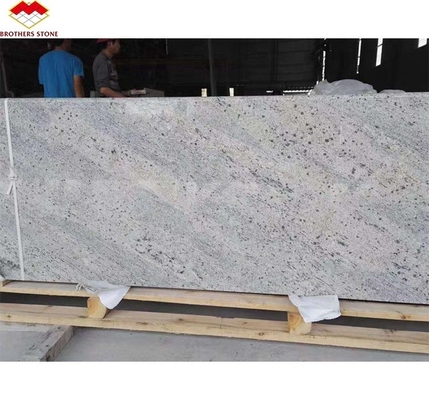 2700 kg/m3 Lastra di granito Caschmir indiano moderno rivestimento bianco pietra naturale tagliata su misura