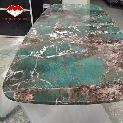Piastrelle e pavimenti in marmo, lastre di pietra di quarzito verde amazzonica brasiliana per Villa Island