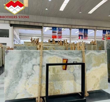 Moderno retroilluminato verde lastra di pietra di onice spessore 30 mm per il salotto grafico Parete di giada