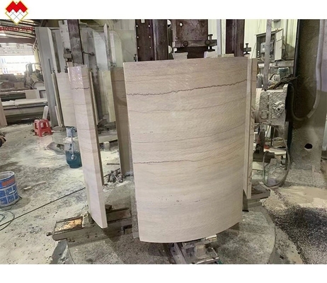 Moderno rivestimento di colonne di marmo corinzio in legno per miglioramenti personalizzati della villa