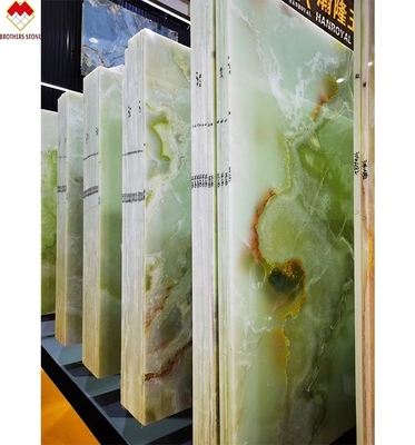 Vendita diretta di lastre translucide di onice verde per bancone standard o di dimensioni personalizzate