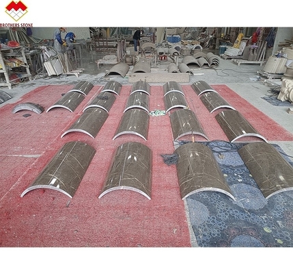 Stile di design personalizzato per il rivestimento di colonne vuote