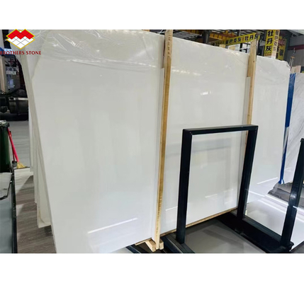 Piastrelle di marmo bianco italiano lucidato di alta qualità marmo bianco veneziano dimensioni personalizzate per il design del pavimento