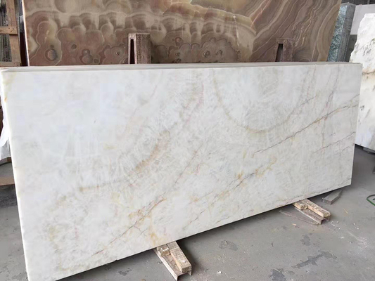 Il marmo di onyx bianco dell'OEM con Brown cachi venato la lastra delle mattonelle/lastra di marmo del controsoffitto