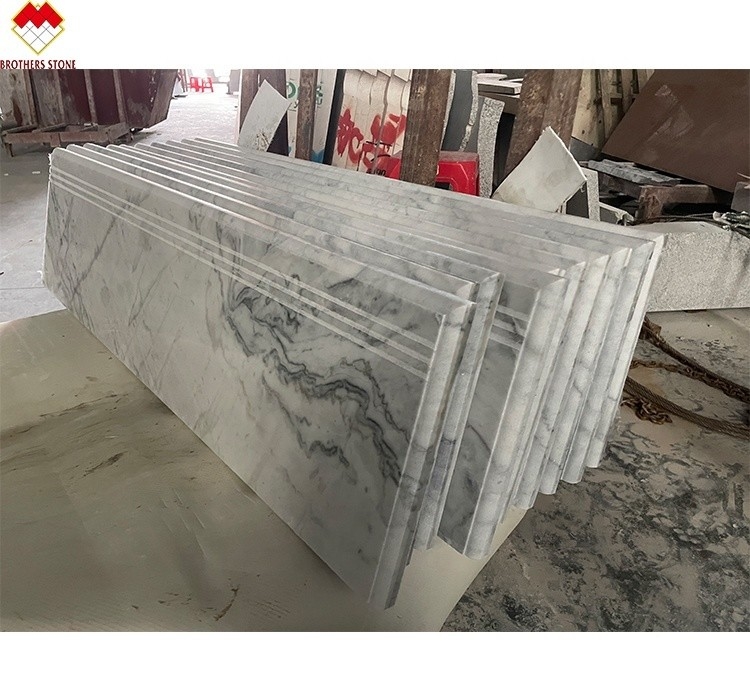 Dimensioni personalizzate Pietra di marmo bianca Scale pedane e ascensore per stile di design moderno look