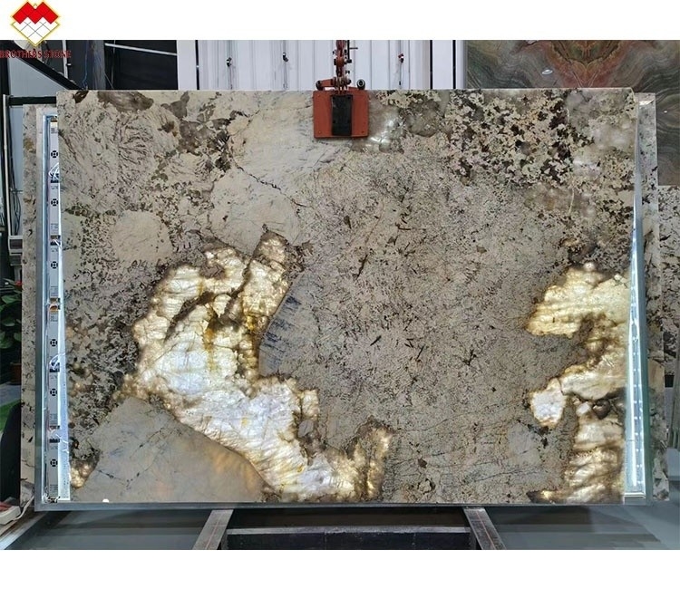 Moderno Disegno Fornitore d'oro retroilluminato lucidato Patagonia Pandora Quartzite Veneer Slab Cristallo Bianco Onyx Pietra traslucida